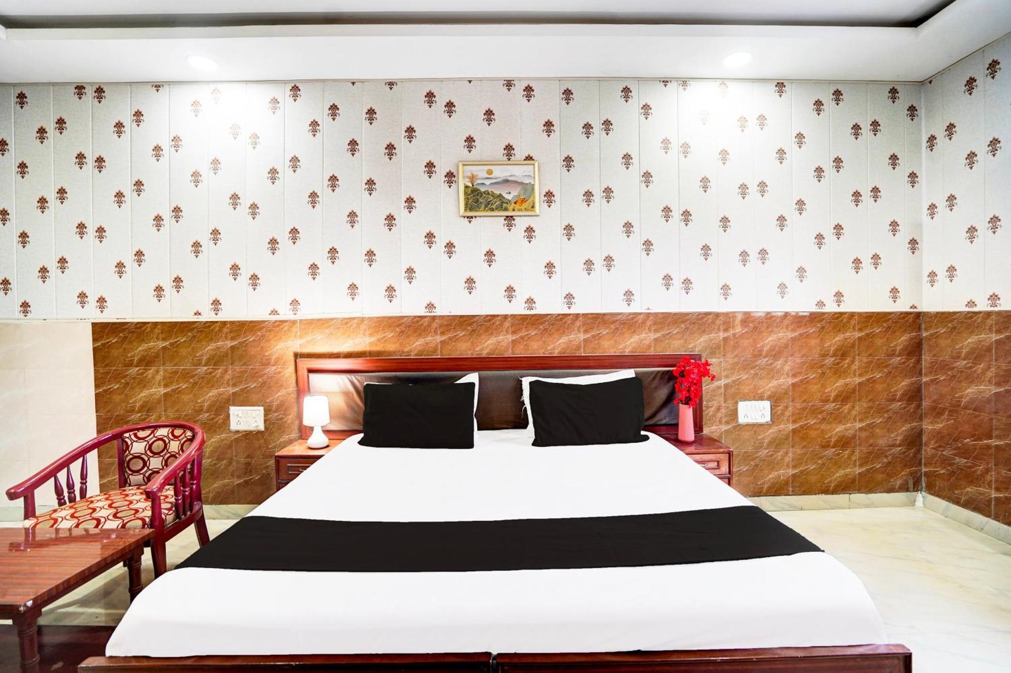 Hotel O Nova Resorts & Luxury Farm Raebareli المظهر الخارجي الصورة