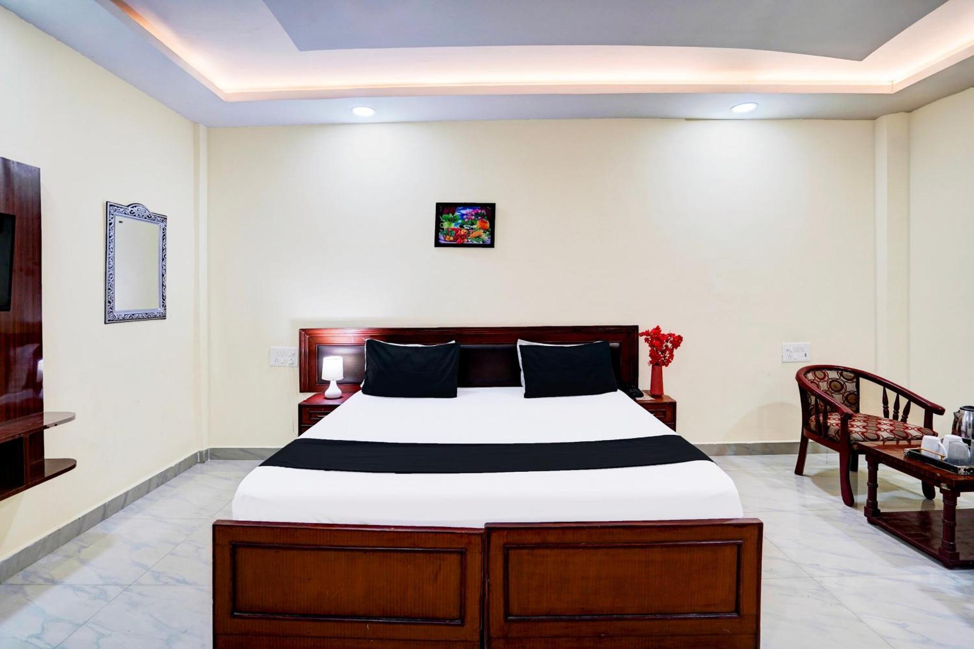 Hotel O Nova Resorts & Luxury Farm Raebareli المظهر الخارجي الصورة