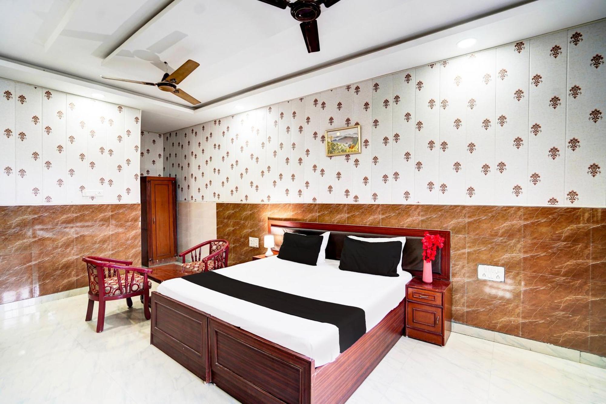 Hotel O Nova Resorts & Luxury Farm Raebareli المظهر الخارجي الصورة