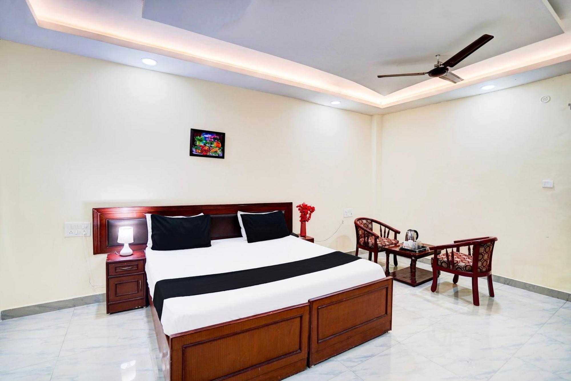 Hotel O Nova Resorts & Luxury Farm Raebareli المظهر الخارجي الصورة